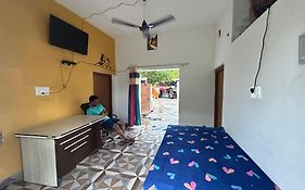 Hello India Home Stay